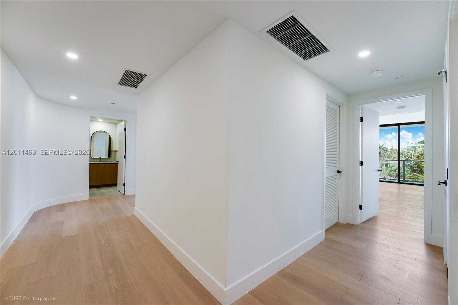 1177 Kane Concourse