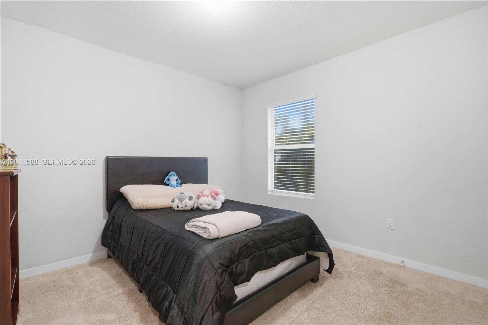 439 NE 6th Place