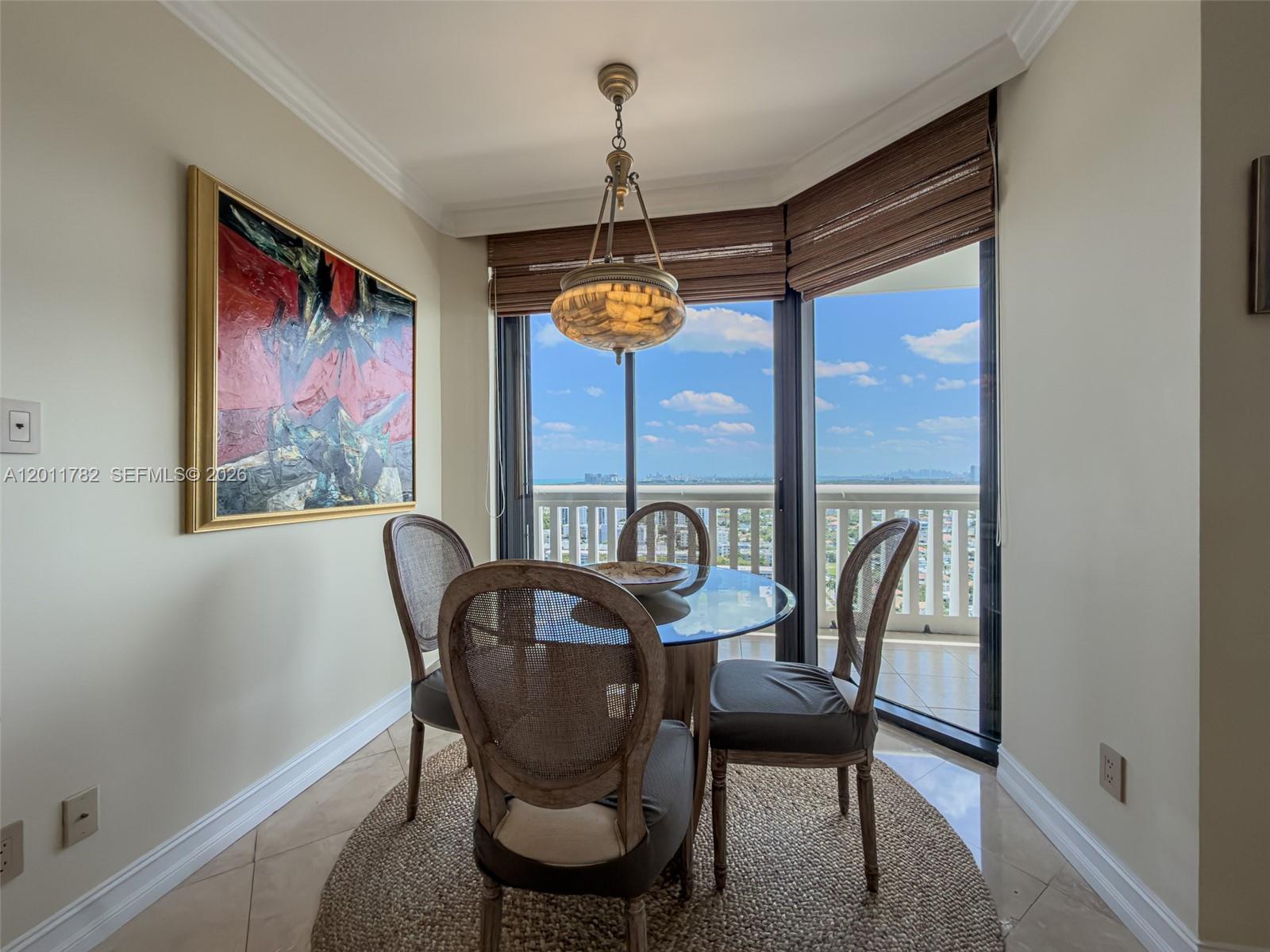 2000 Island Boulevard