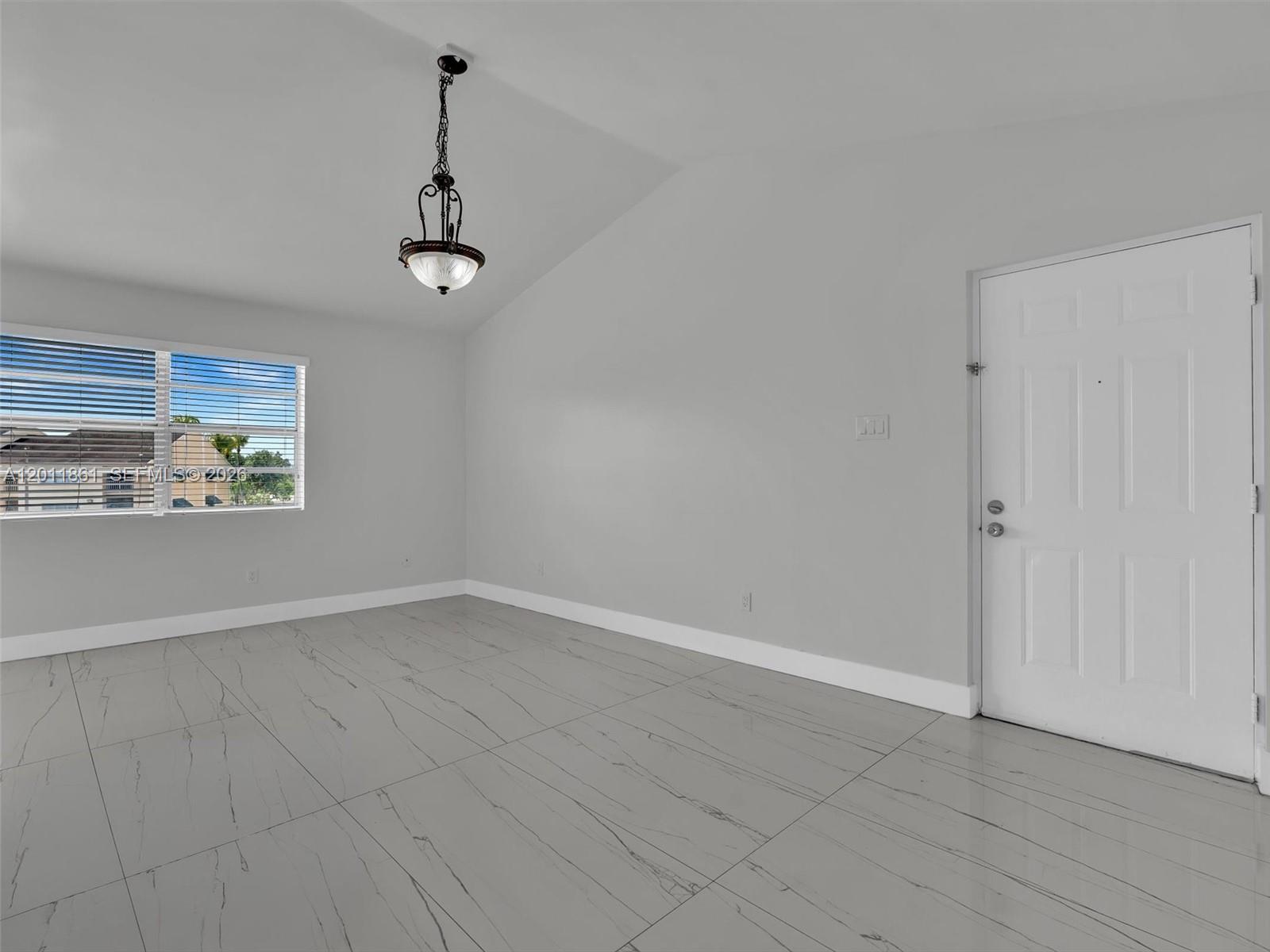 15325 SW 106th Terrace