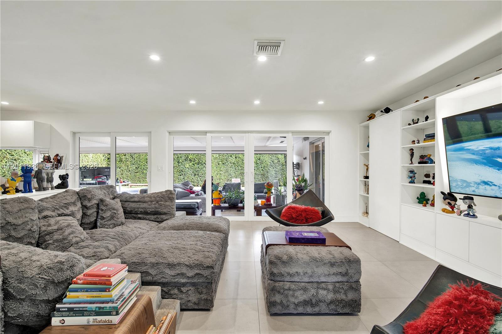21015 NE 19th Court