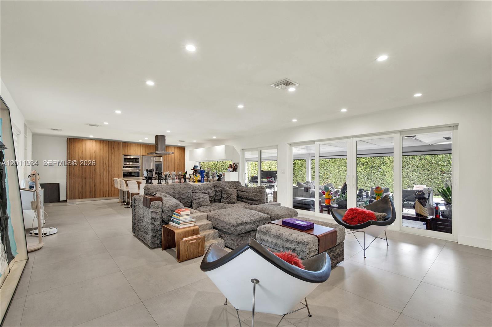 21015 NE 19th Court
