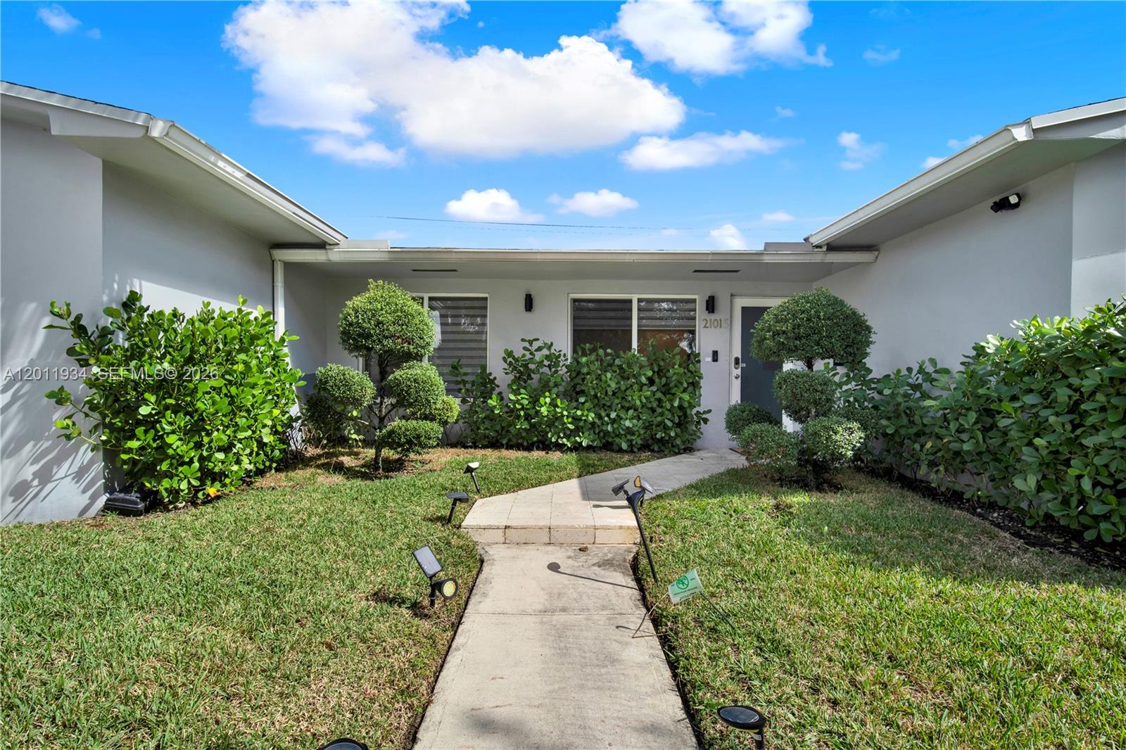 21015 NE 19th Court