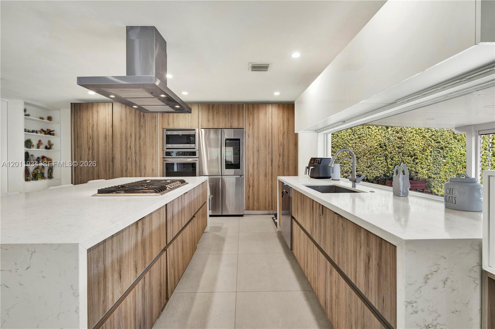 21015 NE 19th Court