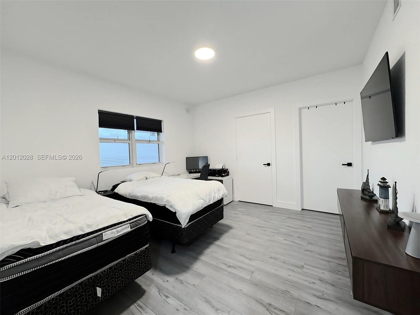 14951 Royal Oaks Lane