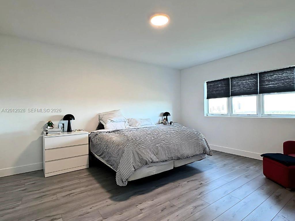 14951 Royal Oaks Lane