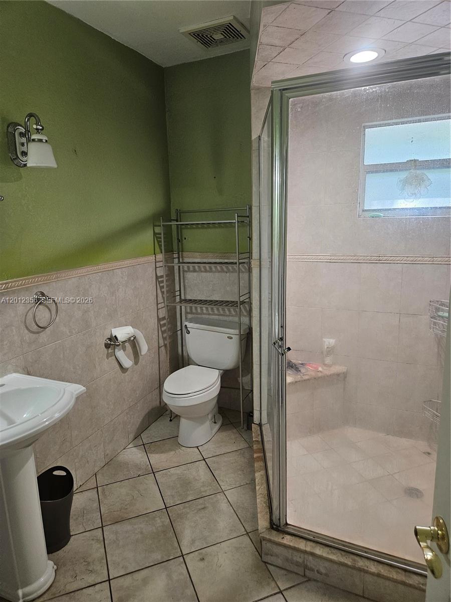 2231 NW 4th Terrace