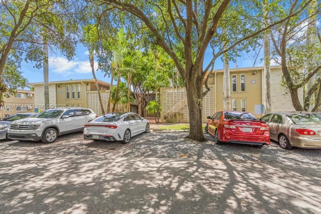 6330 SW 79th Street
