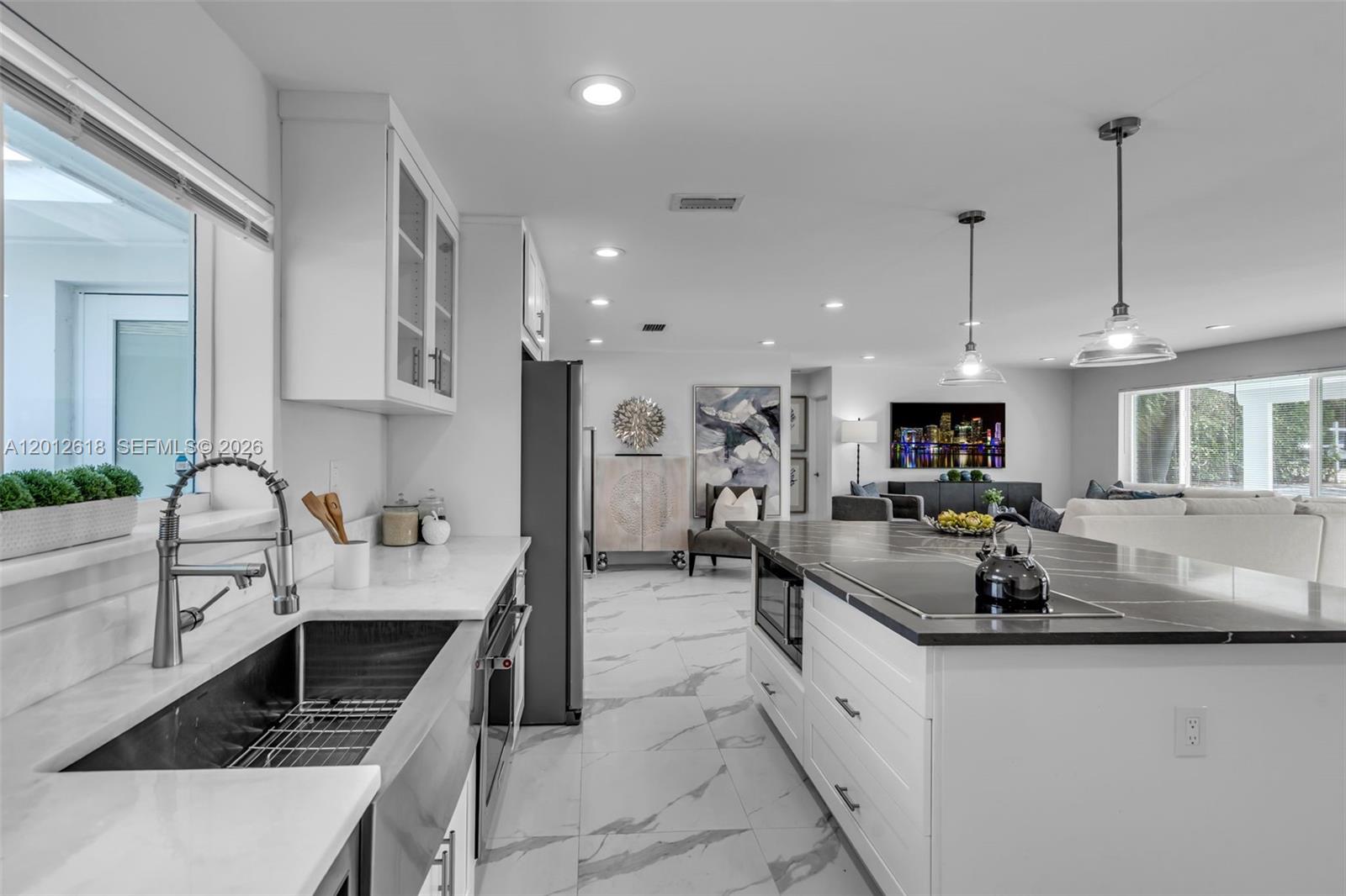465 NW 11th Street