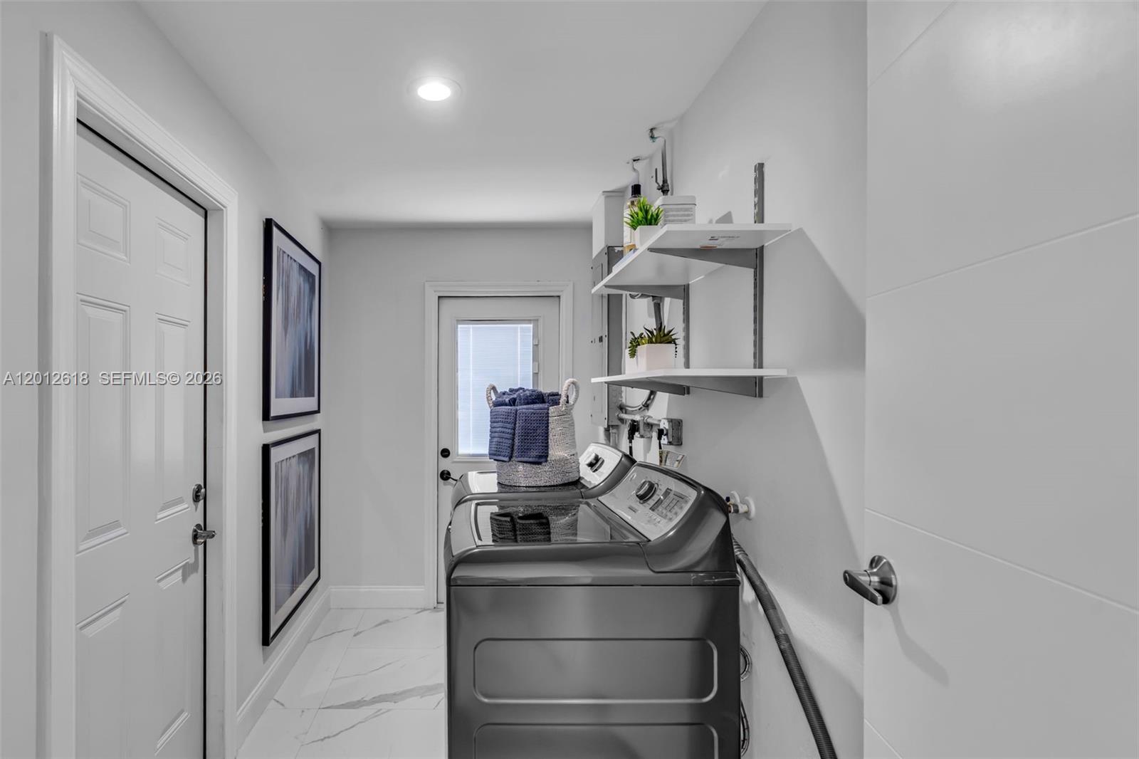 465 NW 11th Street