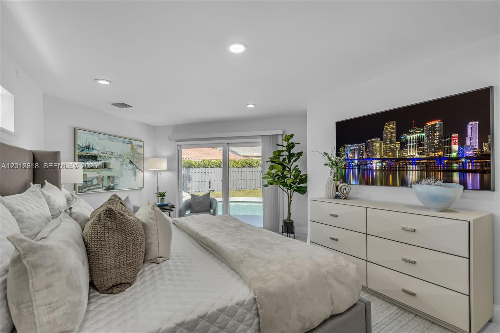 465 NW 11th Street