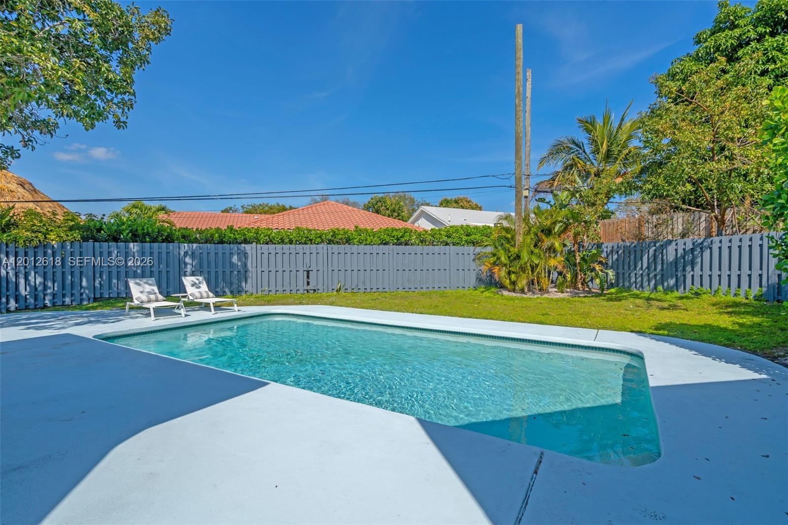 465 NW 11th Street