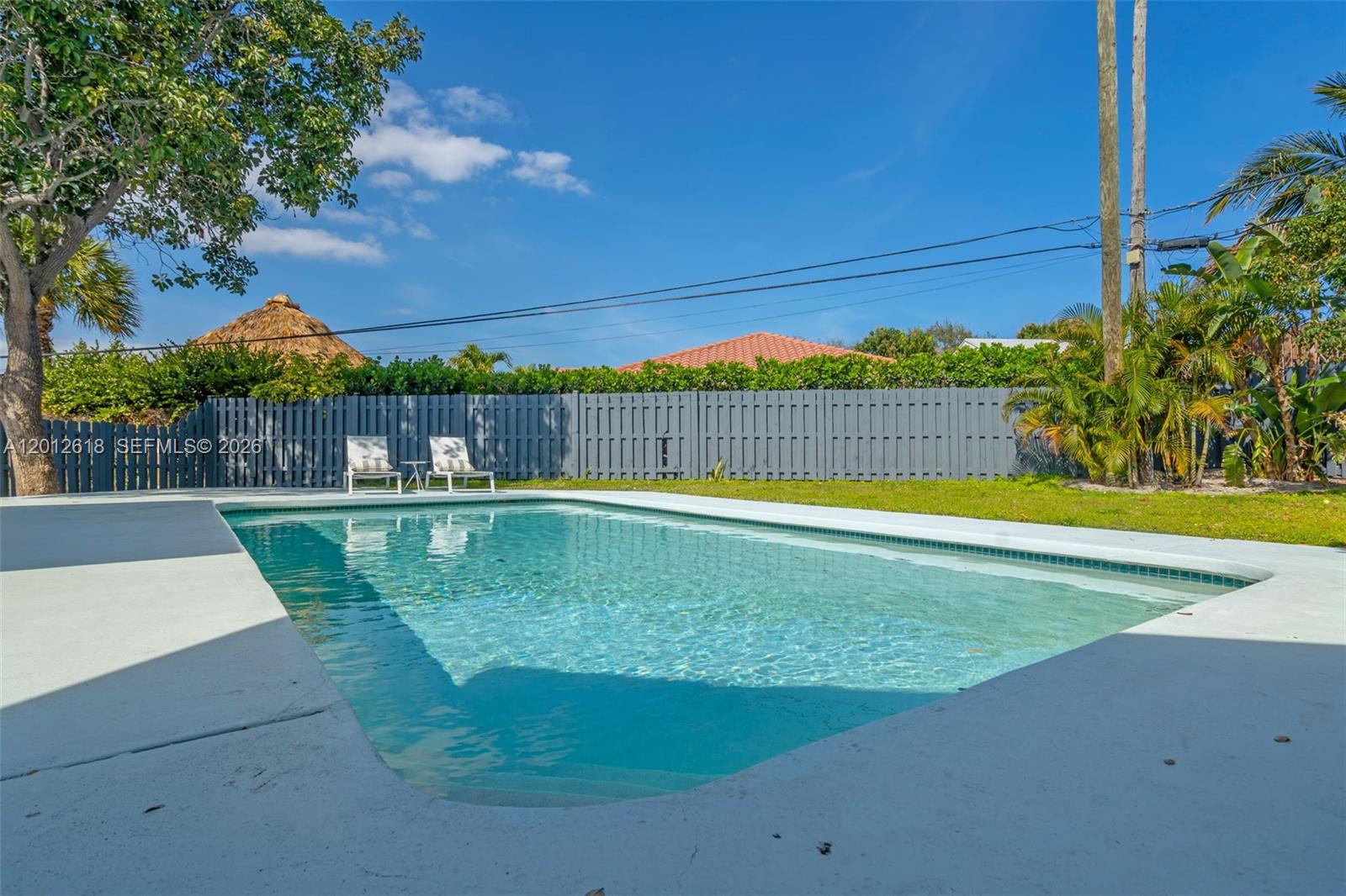 465 NW 11th Street