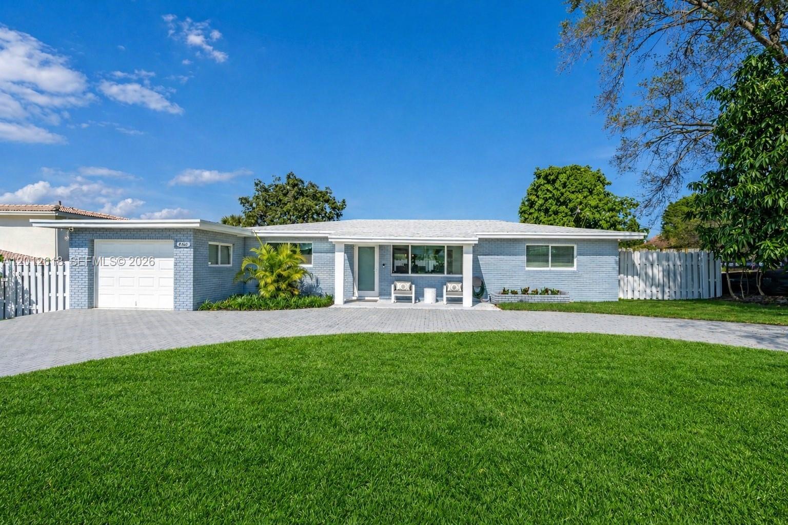 465 NW 11th Street