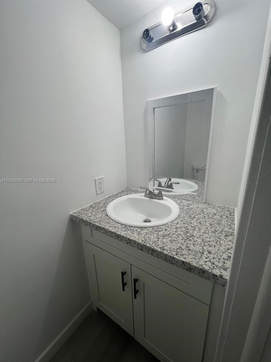 1560 NE 151st Street