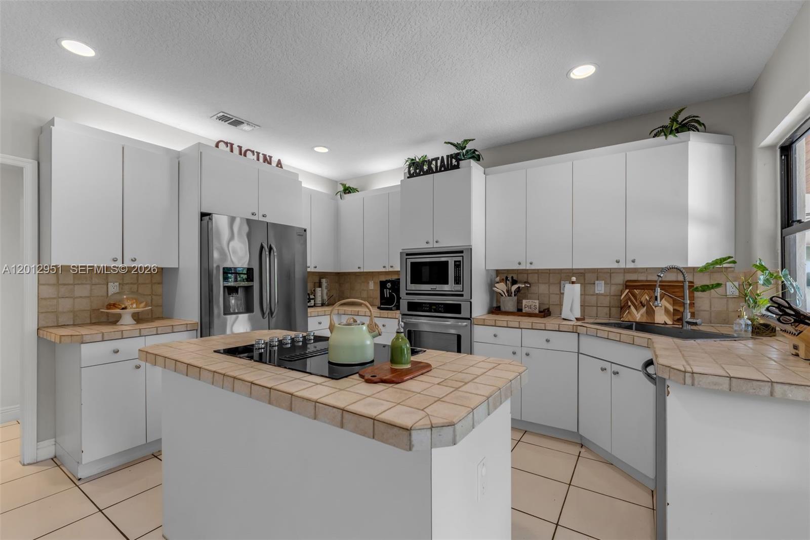 12019 SW 77th Terrace