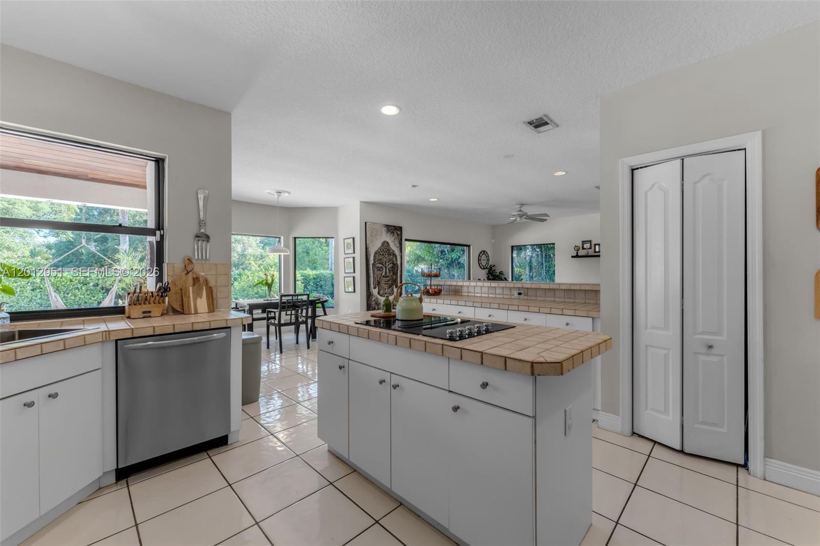 12019 SW 77th Terrace