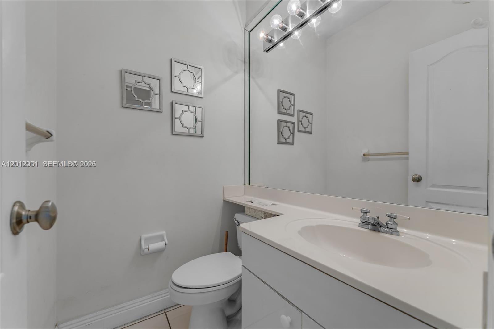 12019 SW 77th Terrace