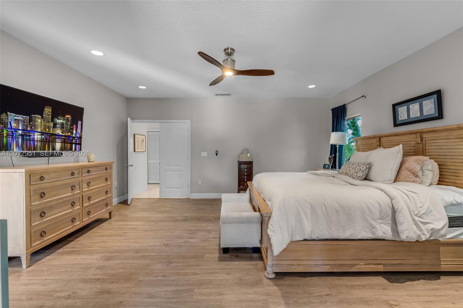 12019 SW 77th Terrace