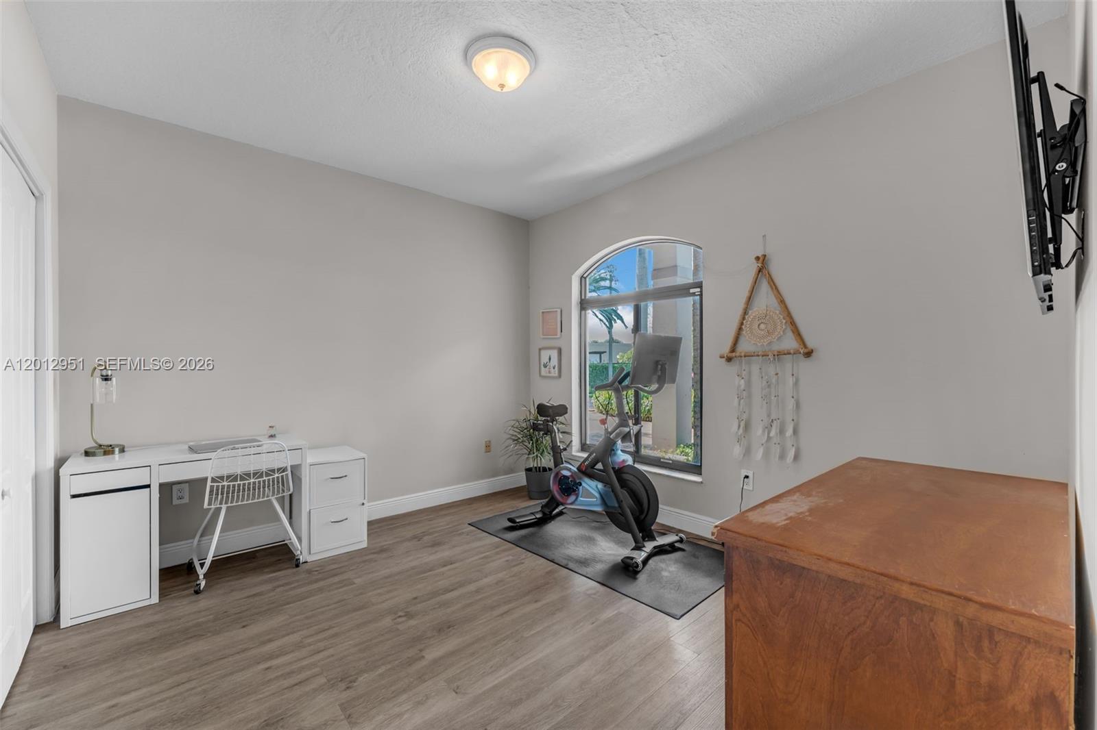 12019 SW 77th Terrace