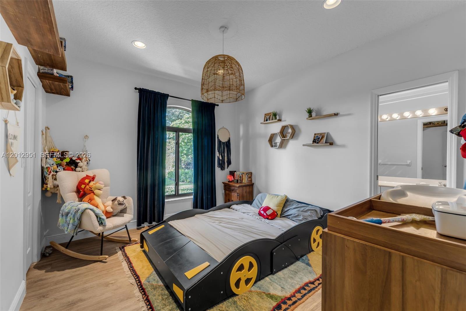 12019 SW 77th Terrace