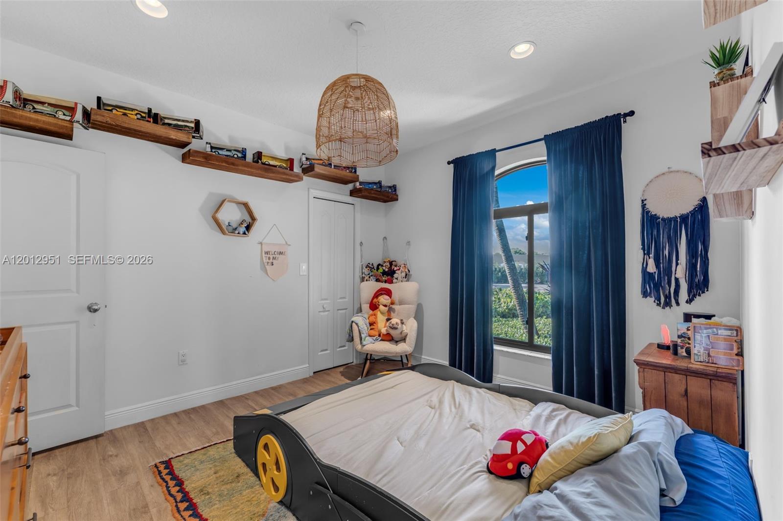 12019 SW 77th Terrace