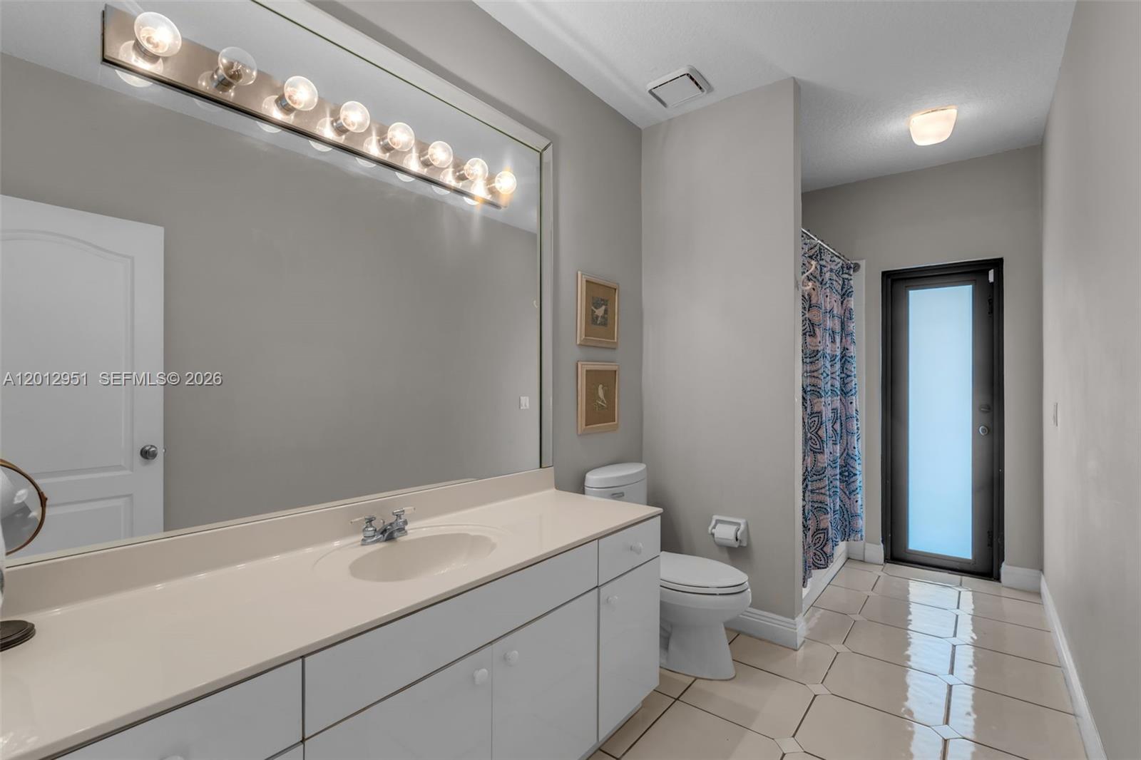 12019 SW 77th Terrace
