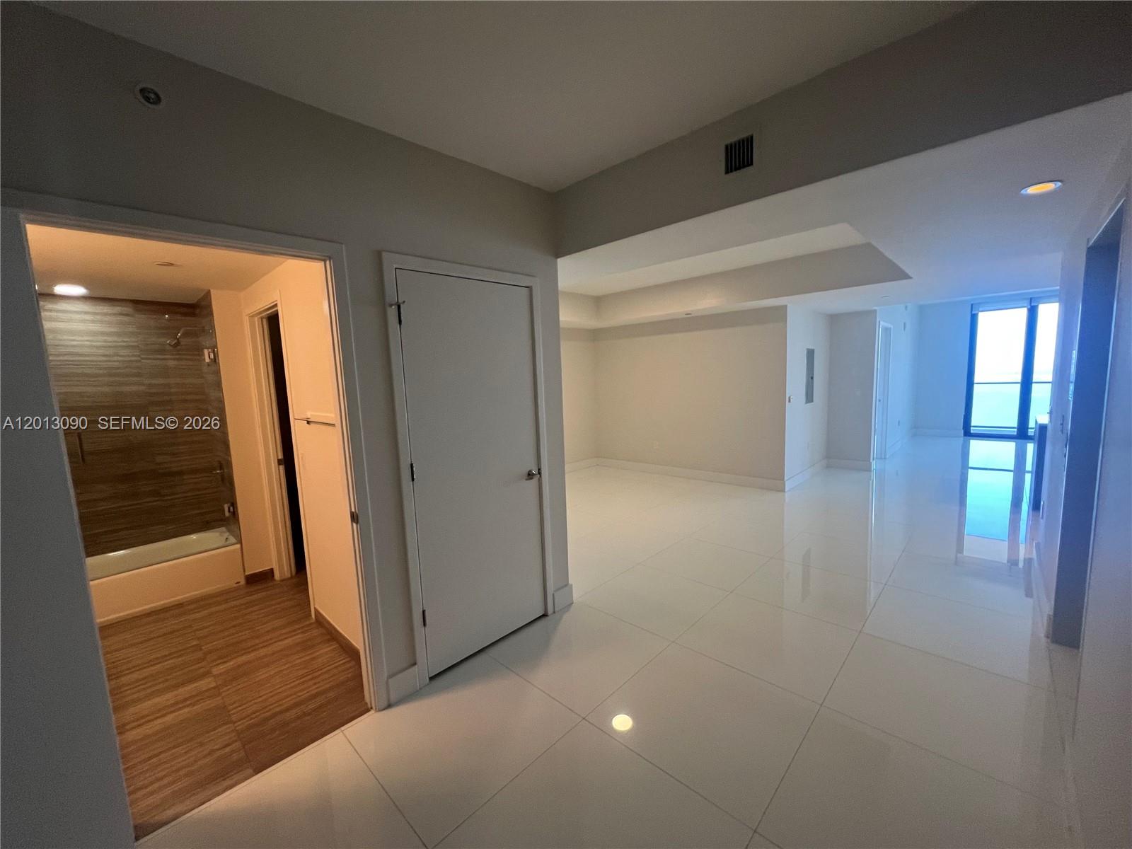 1010 Brickell Avenue