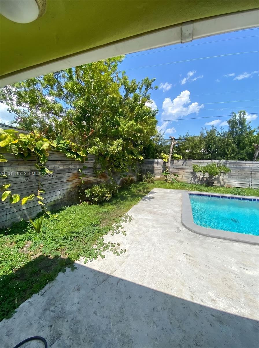 21335 NE 19th Court