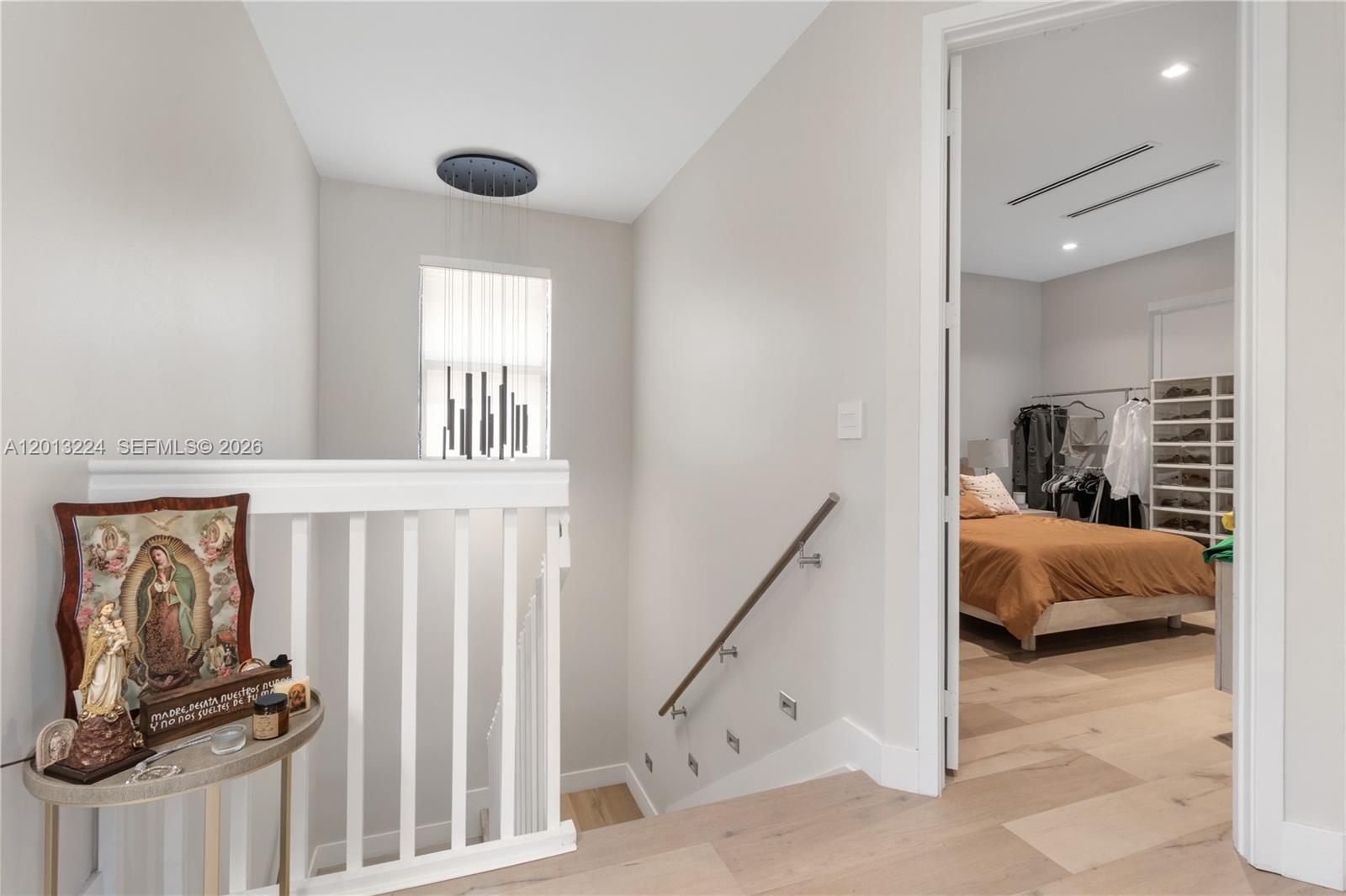 3261 W 99th Place
