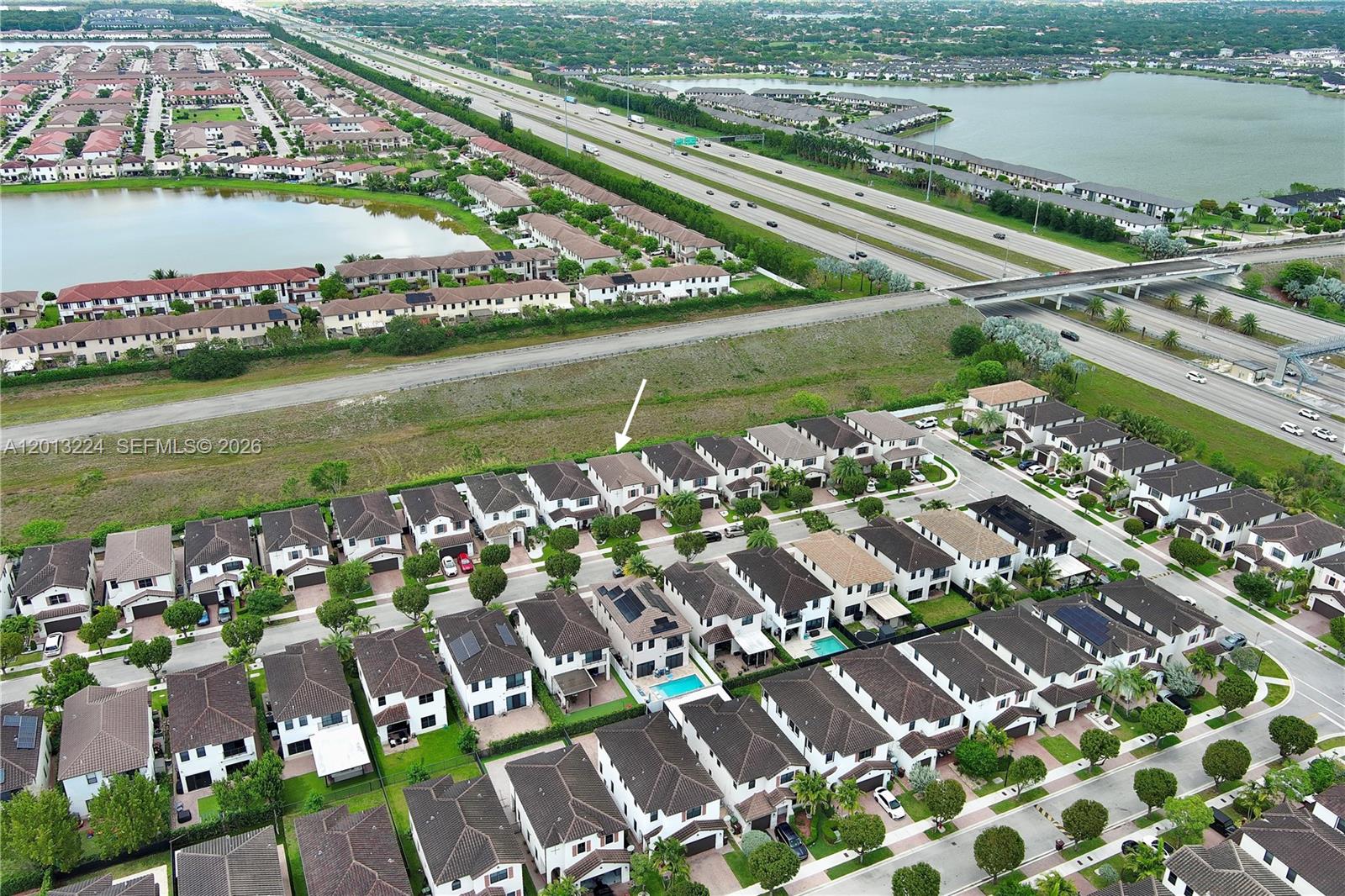 3261 W 99th Place