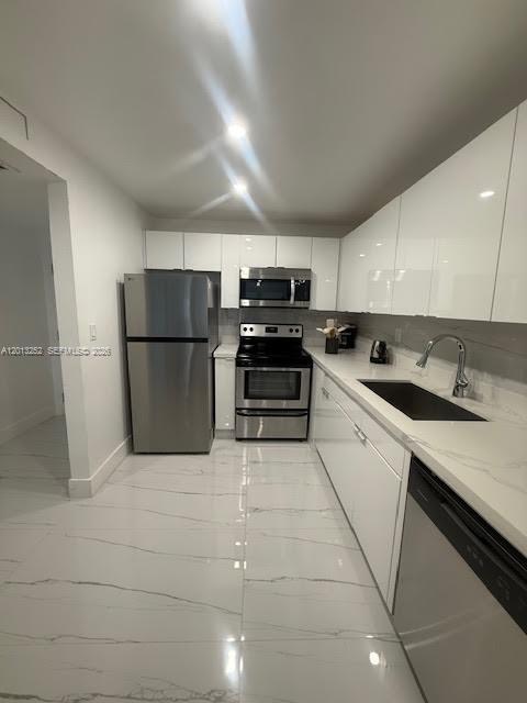 2301 Collins Avenue