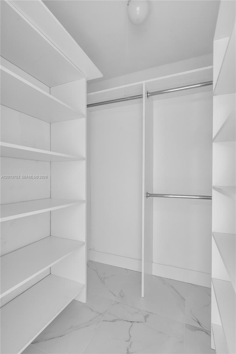 12 Royal Palm Way