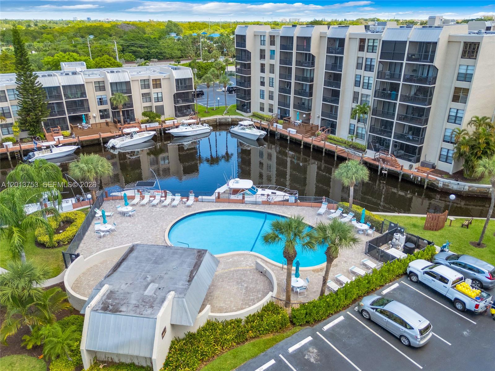 12 Royal Palm Way