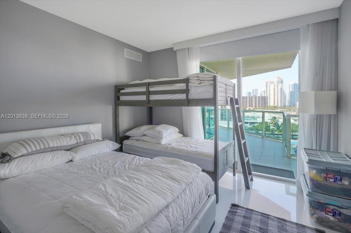 250 Sunny Isles Boulevard