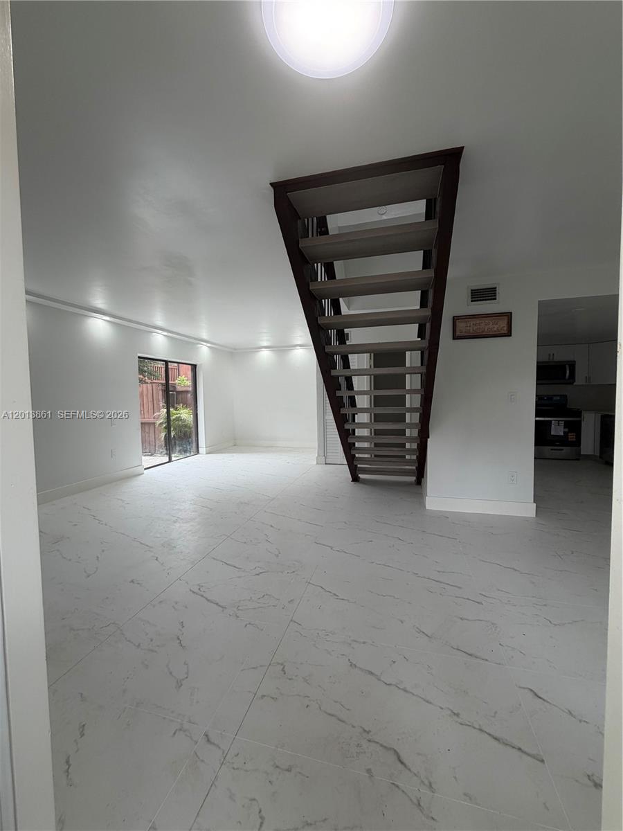 7024 SW 114th Place
