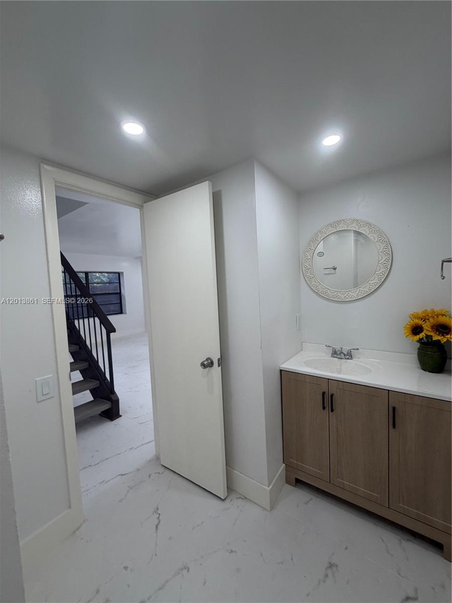 7024 SW 114th Place
