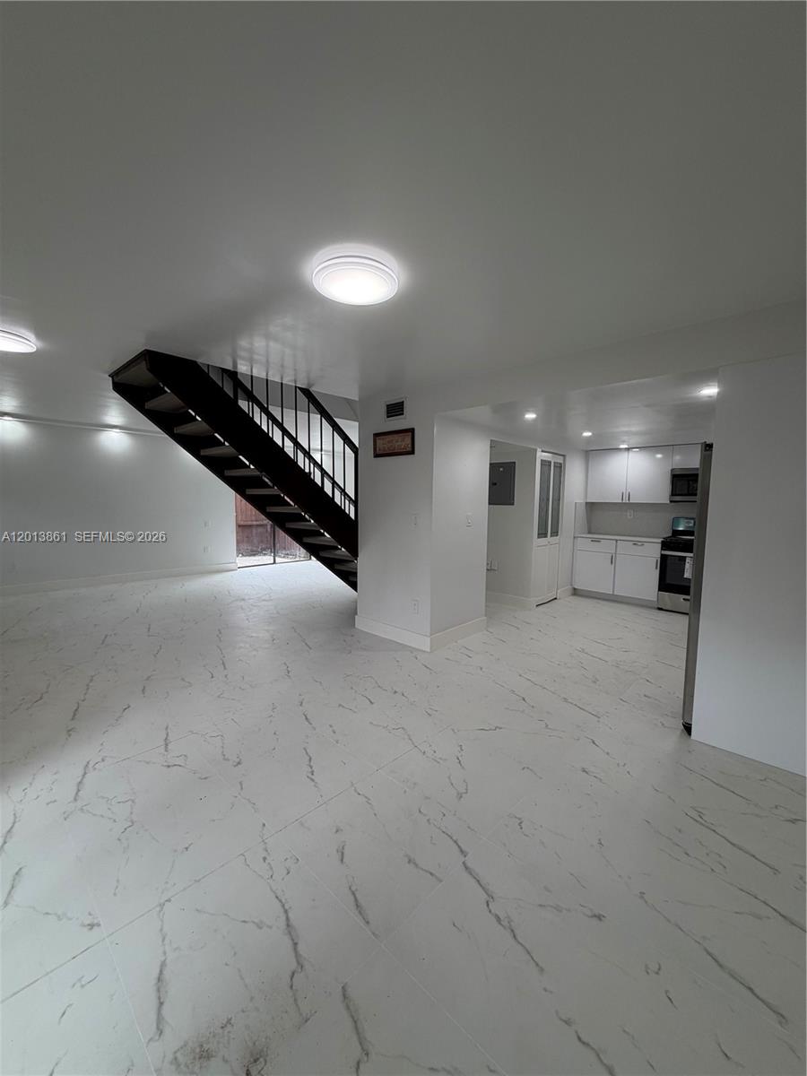7024 SW 114th Place