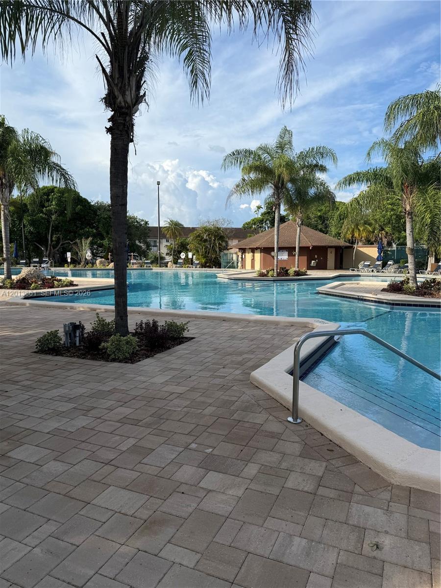7024 SW 114th Place