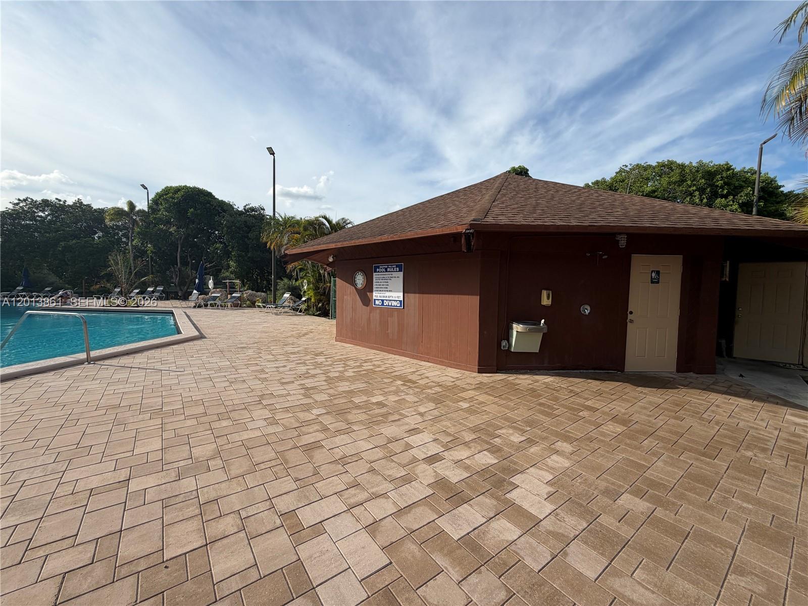 7024 SW 114th Place