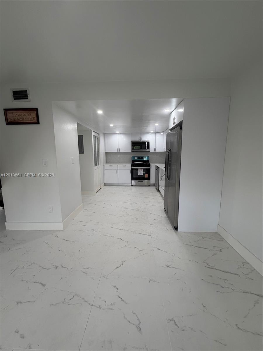7024 SW 114th Place
