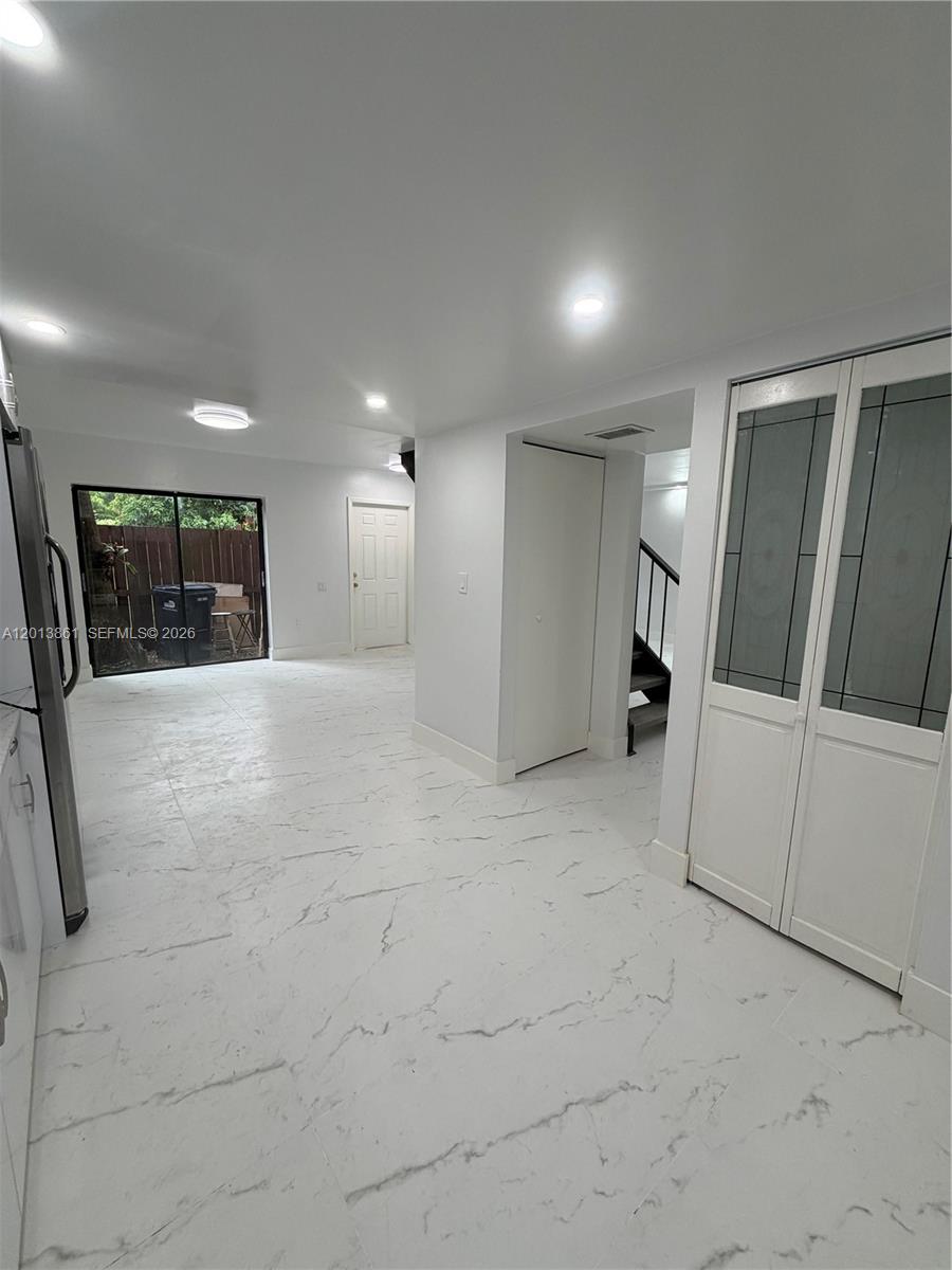 7024 SW 114th Place