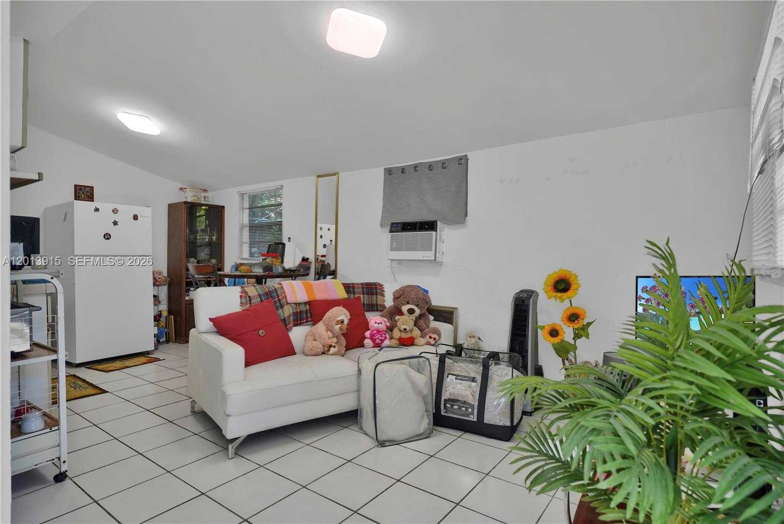 201 NW 25th Avenue