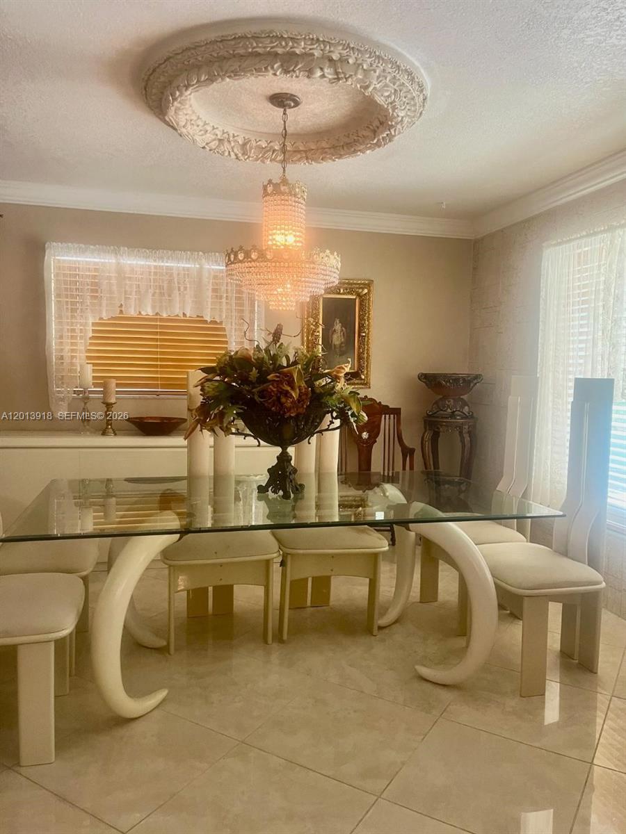 2525 SW 107th Court