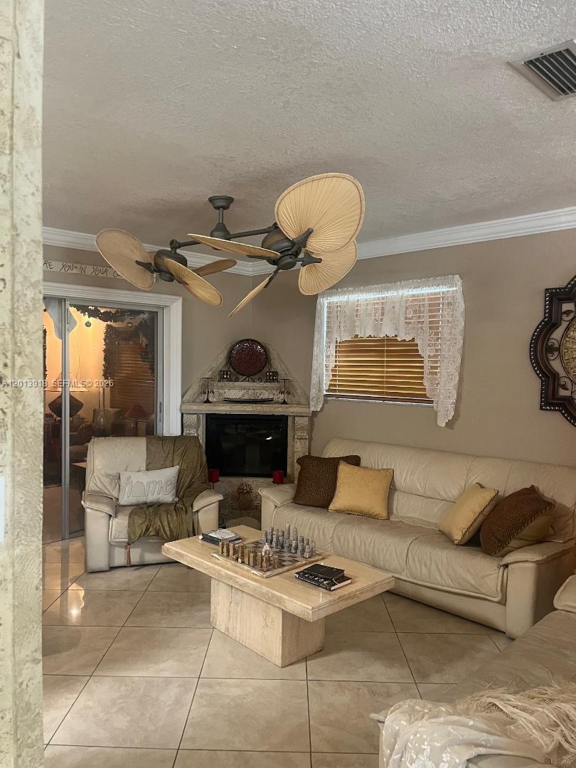 2525 SW 107th Court