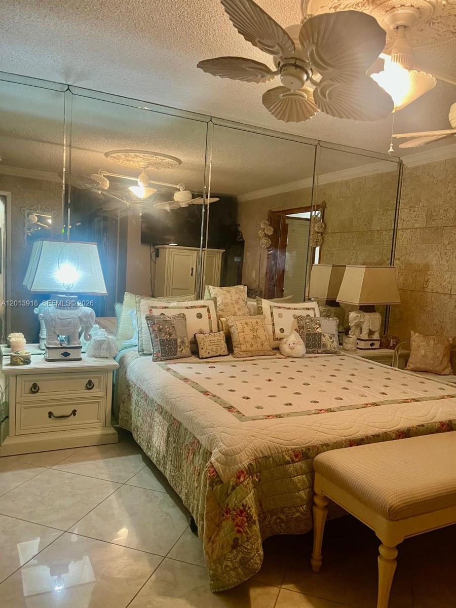 2525 SW 107th Court