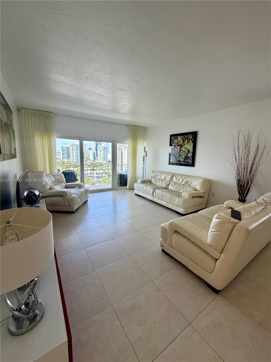 500 Bayview Drive