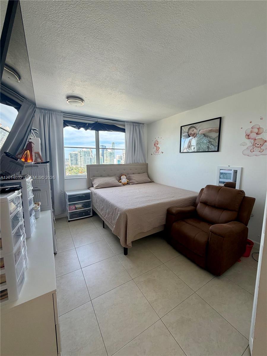500 Bayview Drive