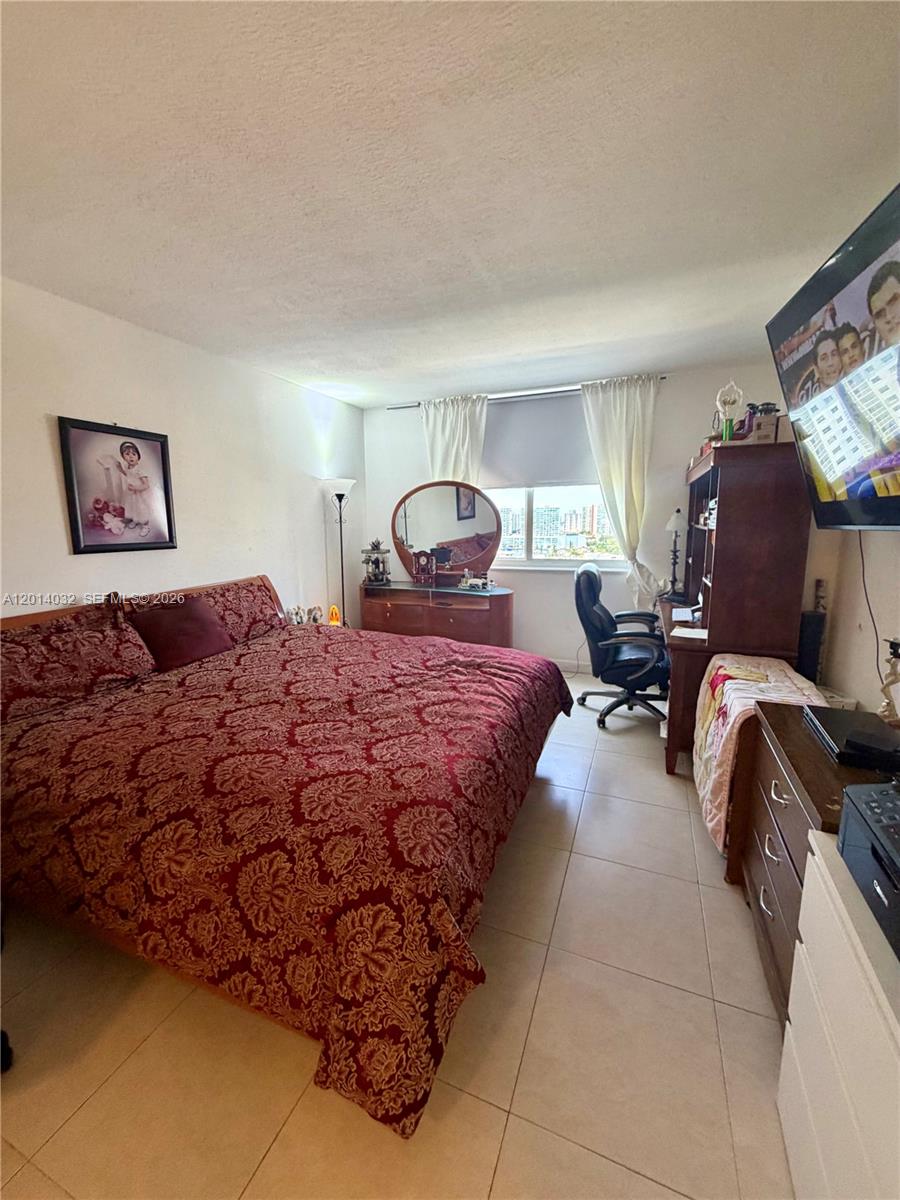 500 Bayview Drive