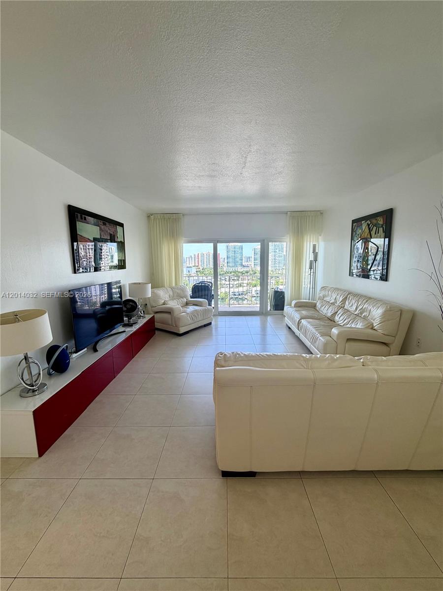 500 Bayview Drive